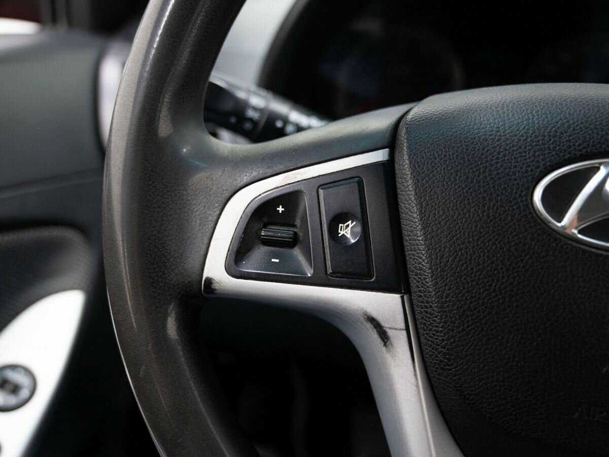 Купить Hyundai Solaris, 2012, 263 000 км, фото №16