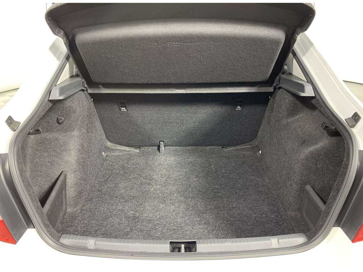 Купить Skoda Rapid, 2017, 110 123 км, фото №10