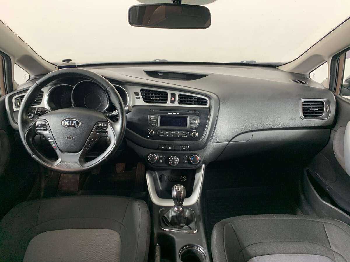 Купить Kia Ceed, 2014, 145 937 км, фото №10