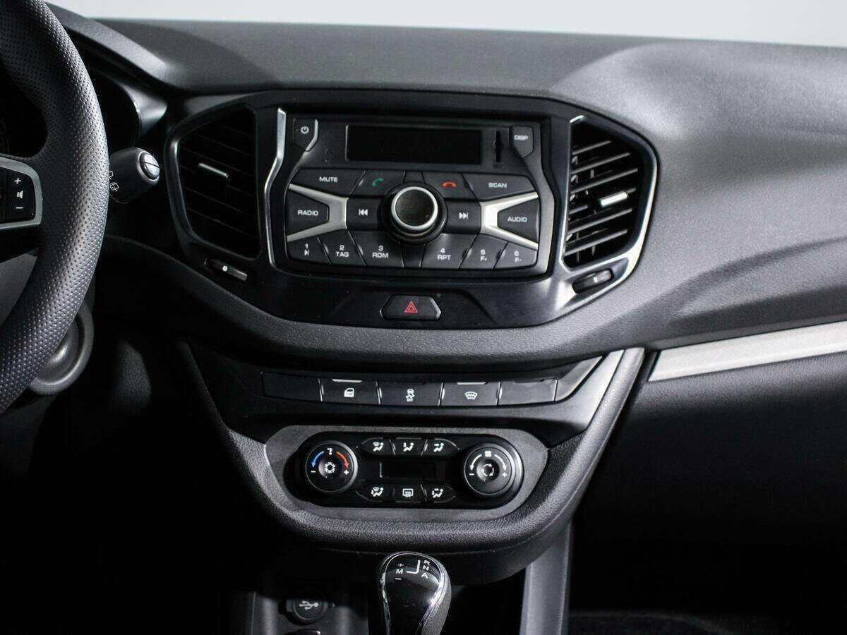 Купить Lada (ВАЗ) Vesta SW, 2019, 82 000 км, фото №10