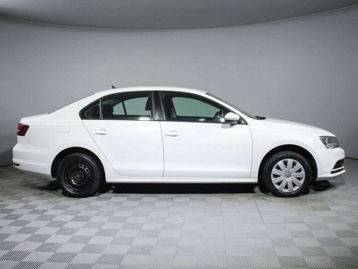 Купить Volkswagen Jetta, 2016, 101 196 км, фото №4
