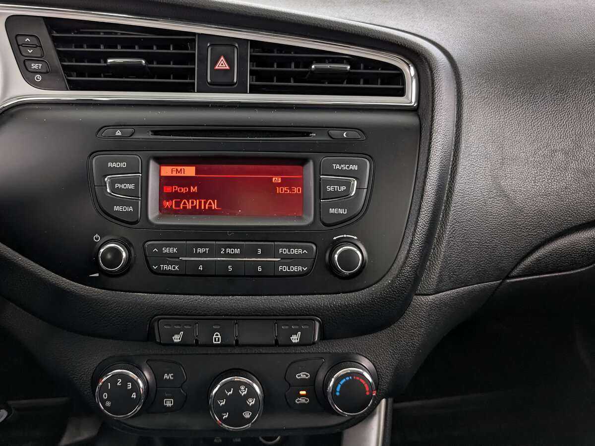 Купить Kia Ceed, 2015, 190 835 км, фото №12