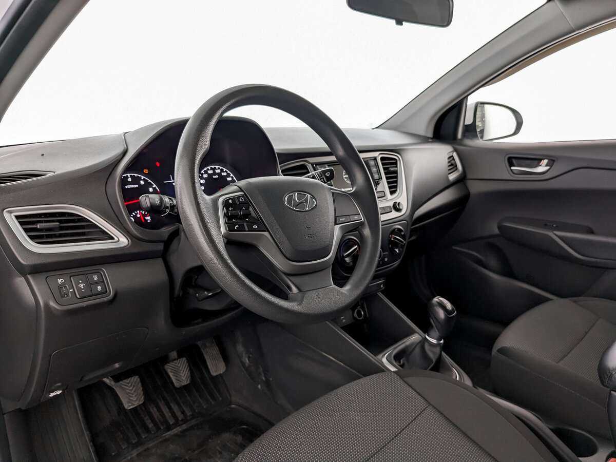 Купить Hyundai Solaris, 2021, 66 252 км, фото №14