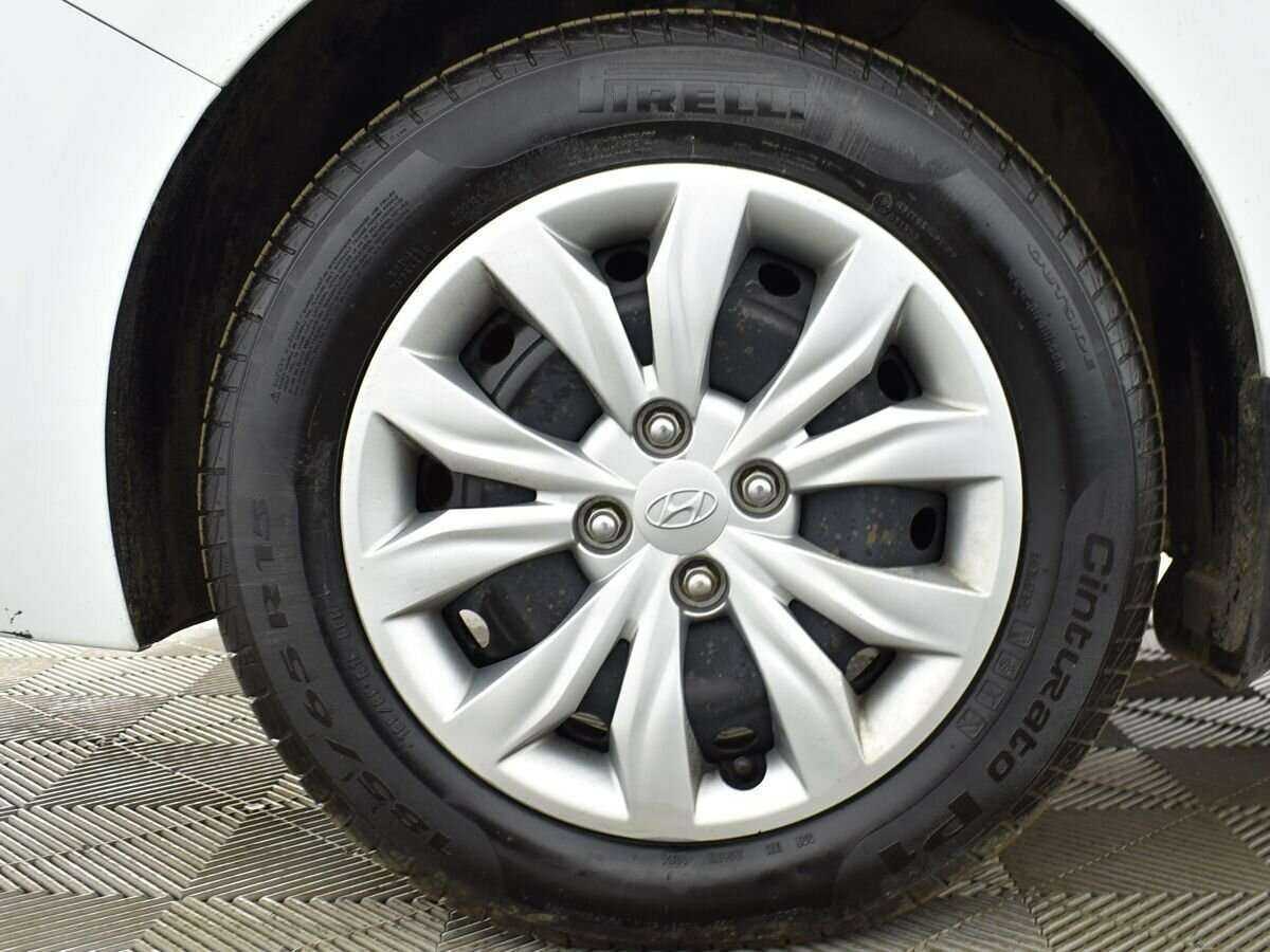 Купить Hyundai Solaris, 2018, 120 071 км, фото №8