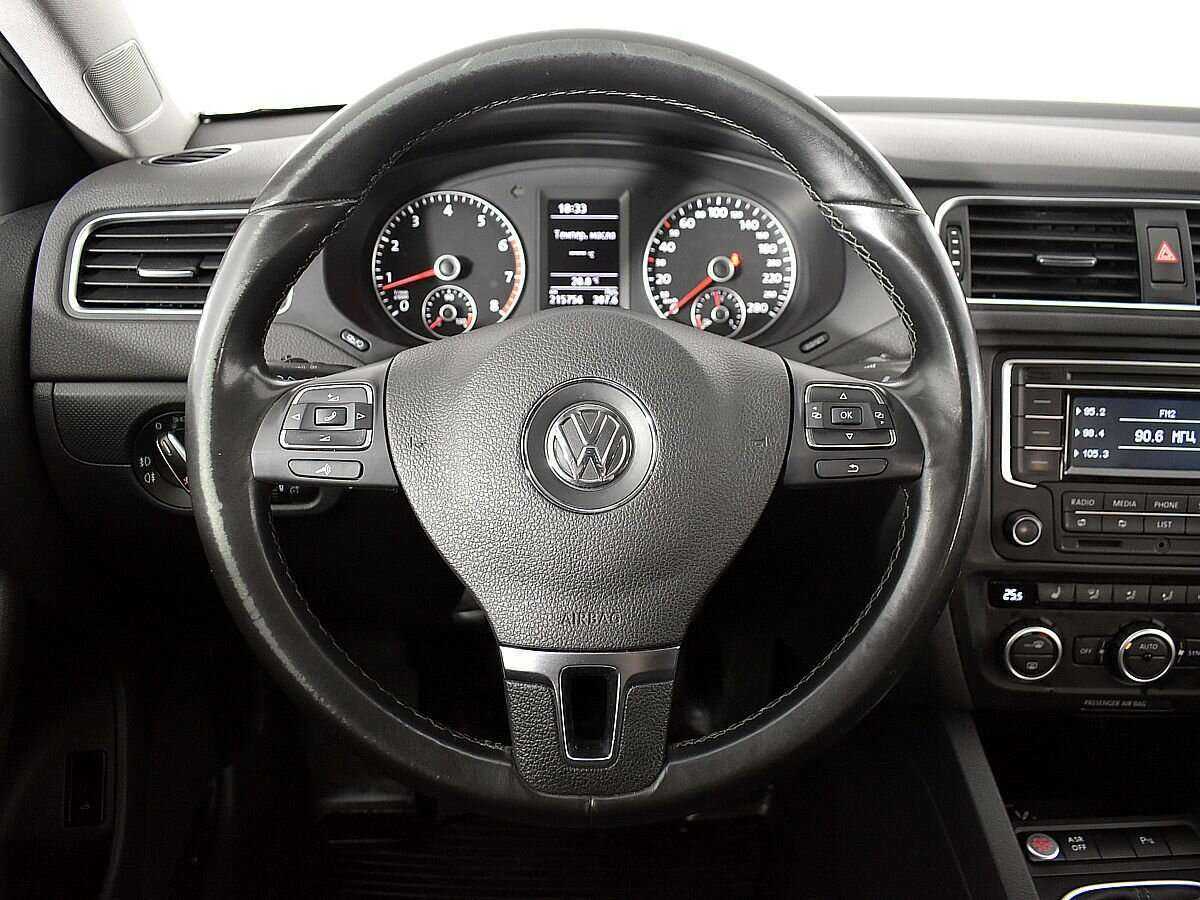 Купить Volkswagen Jetta, 2014, 215 750 км, фото №10