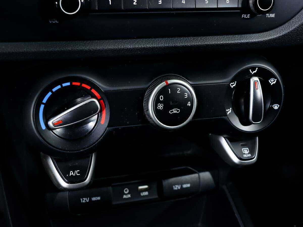 Купить Kia Rio, 2017, 100 883 км, фото №14