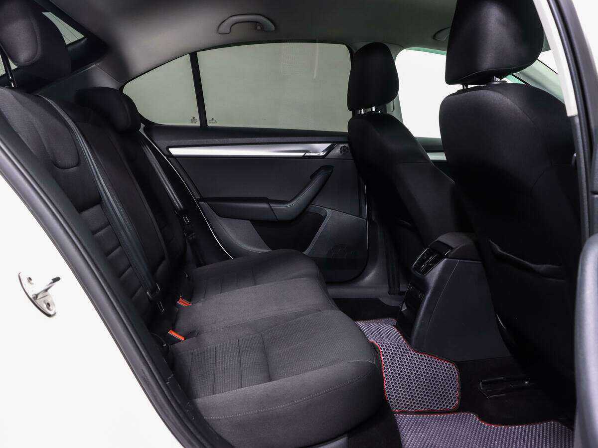 Купить Skoda Octavia, 2015, 225 559 км, фото №11