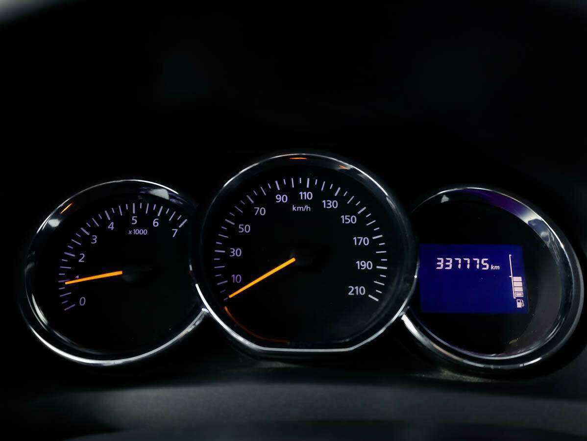 Купить Renault Logan, 2014, 337 775 км, фото №17