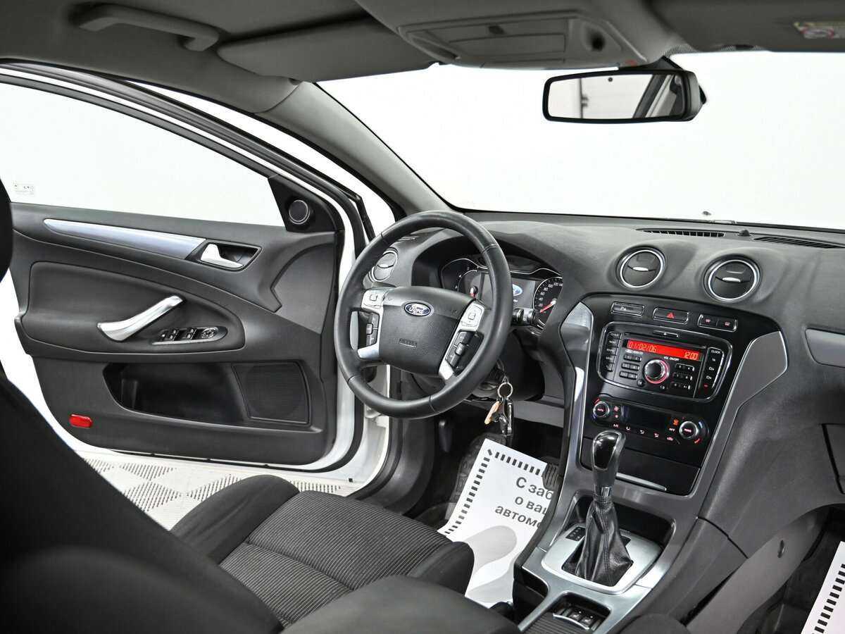 Купить Ford Mondeo, 2013, 137 000 км, фото №10
