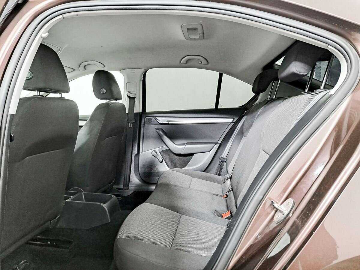 Купить Skoda Octavia, 2014, 143 000 км, фото №10