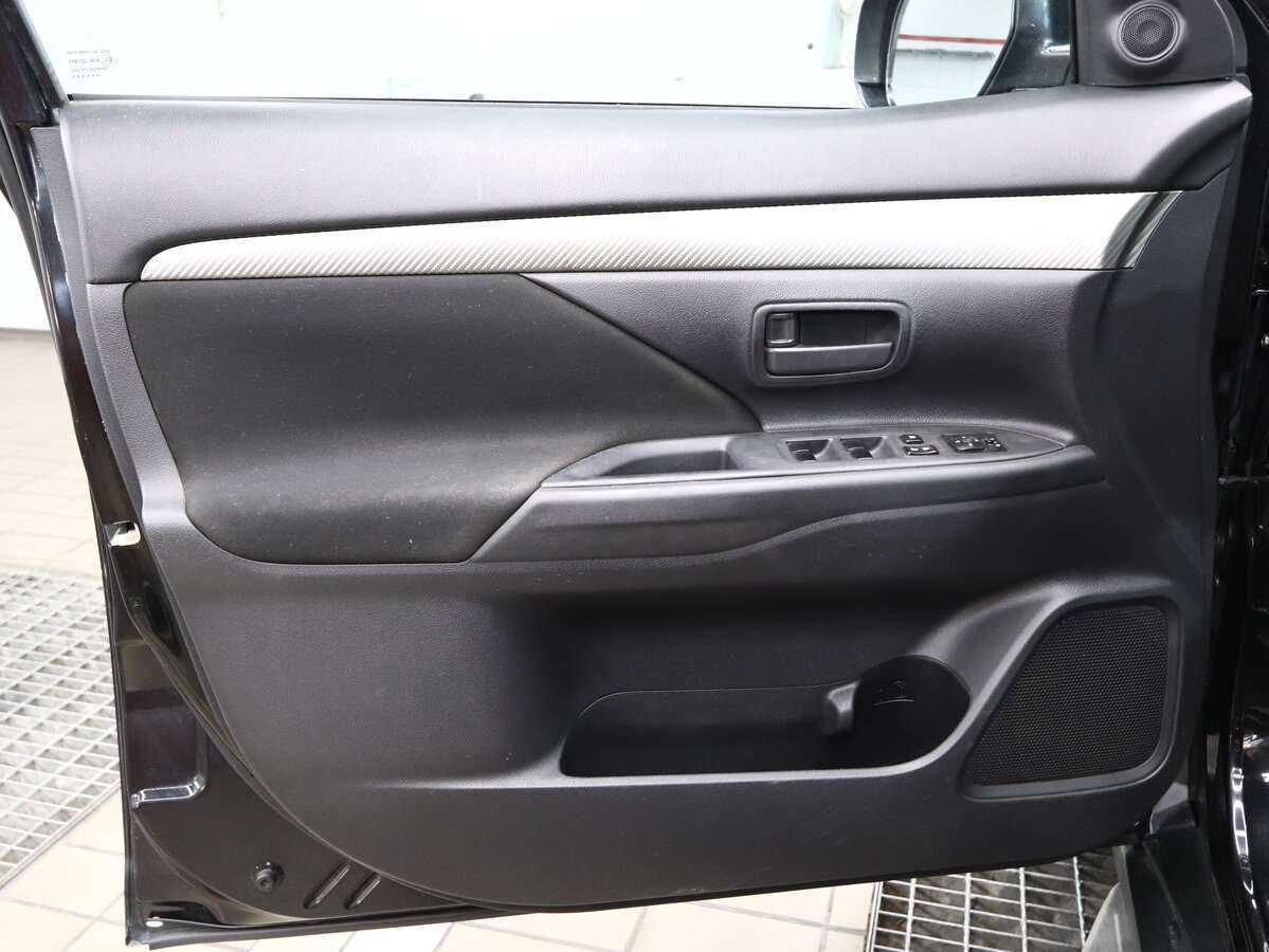 Купить Mitsubishi Outlander, 2013, 136 000 км, фото №7