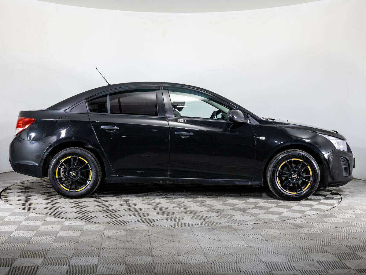 Купить Chevrolet Cruze, 2013, 213 879 км, фото №4