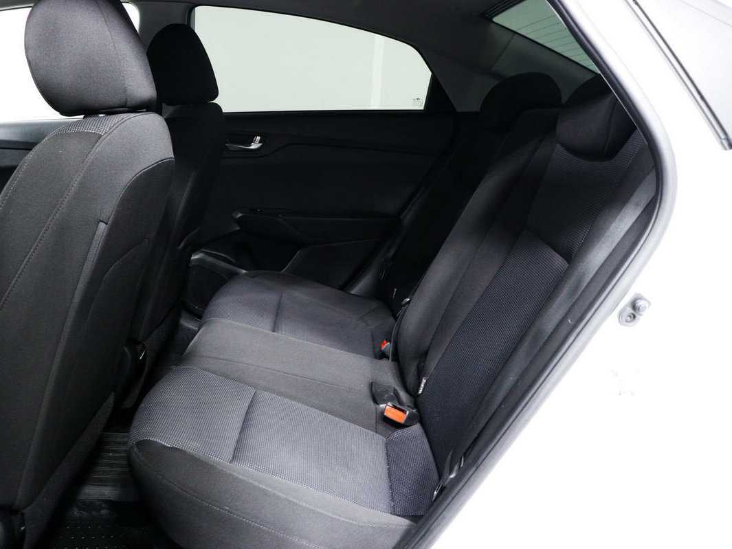 Купить Hyundai Solaris, 2021, 90 088 км, фото №12