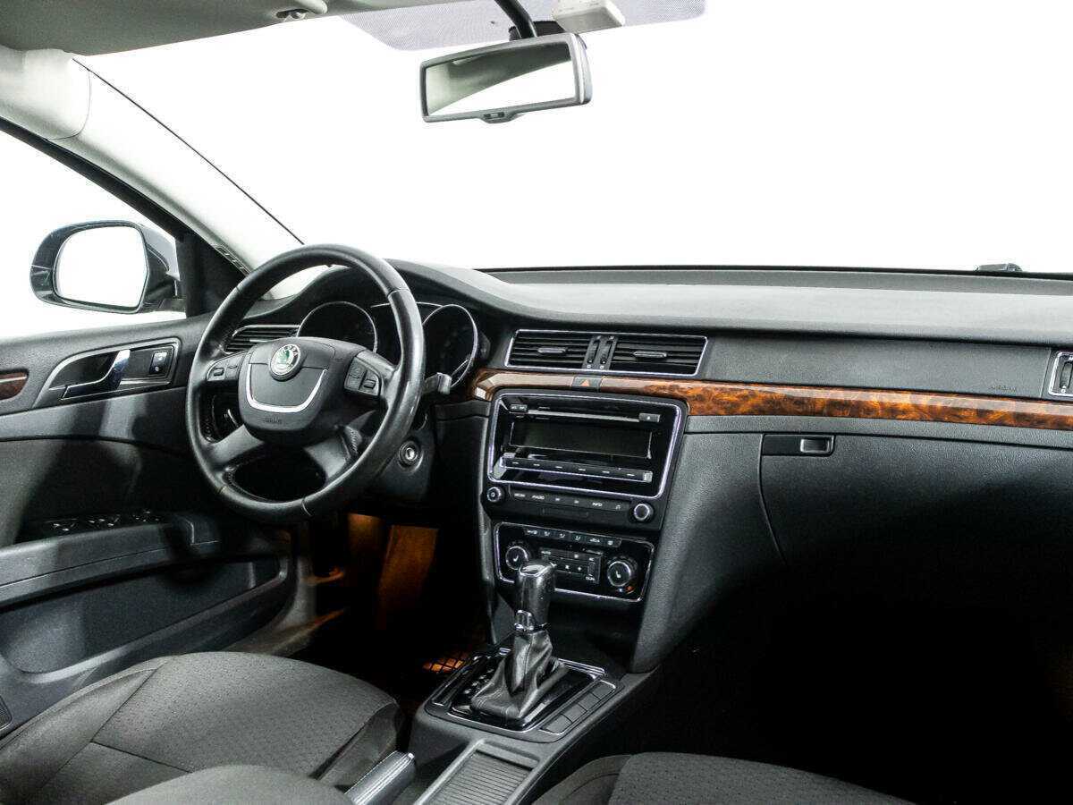 Купить Skoda Superb, 2012, 180 163 км, фото №9