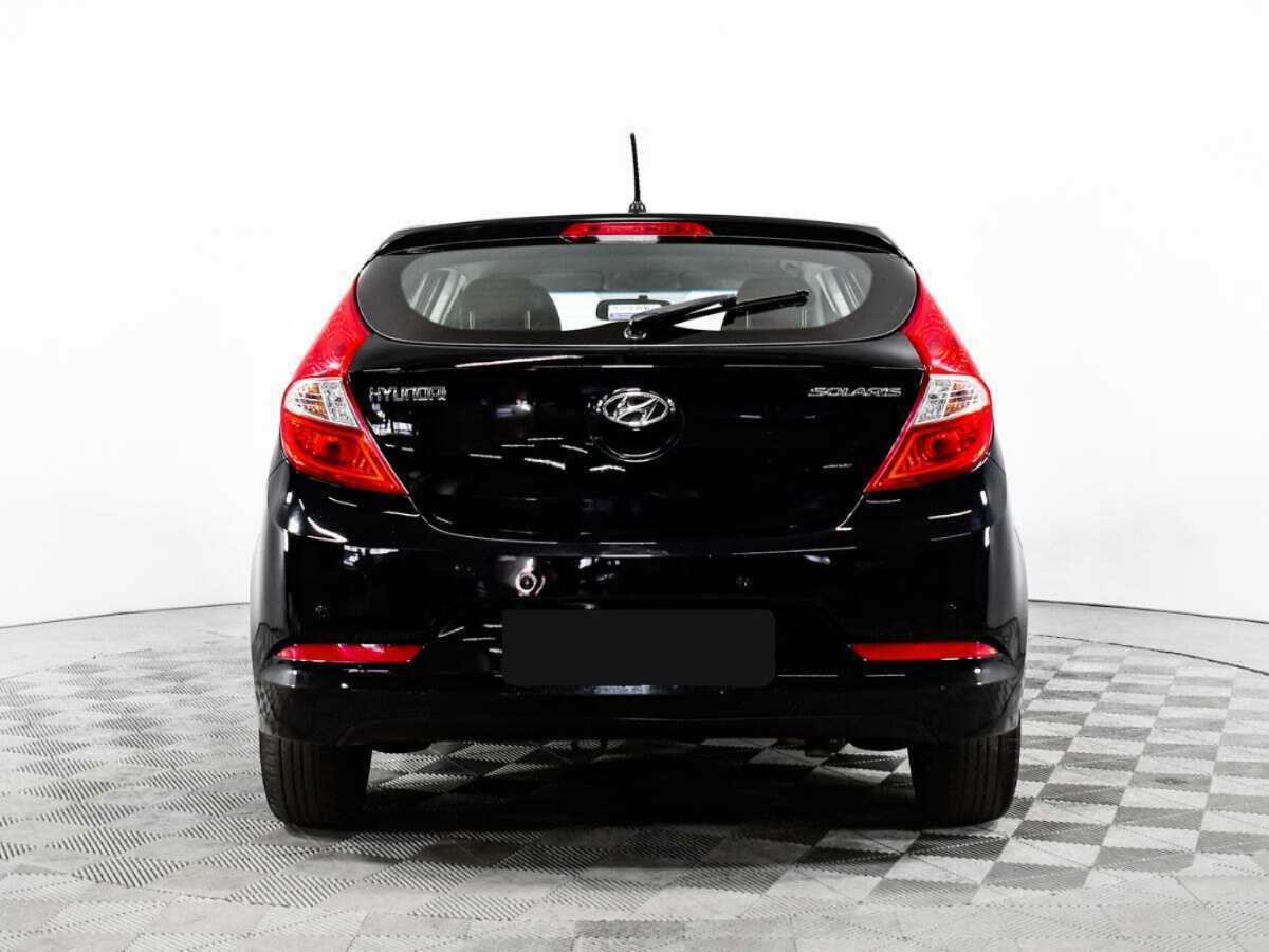 Купить Hyundai Solaris, 2015, 111 650 км, фото №6