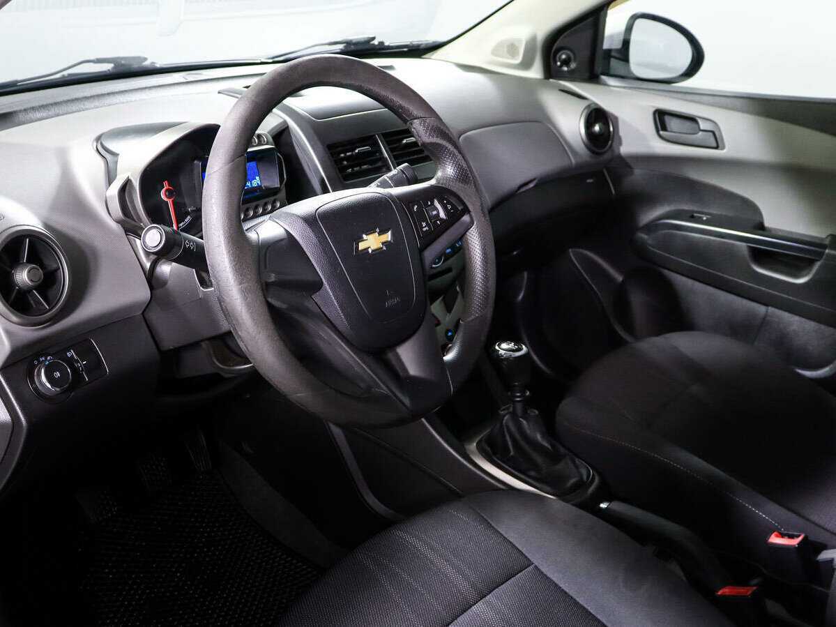 Купить Chevrolet Aveo, 2012, 124 188 км, фото №12