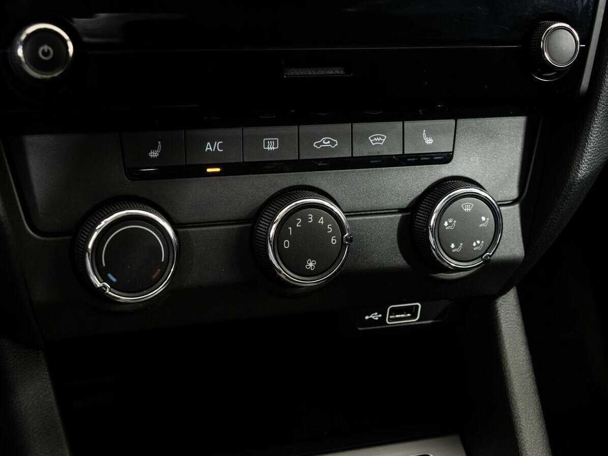 Купить Skoda Octavia, 2018, 97 659 км, фото №11