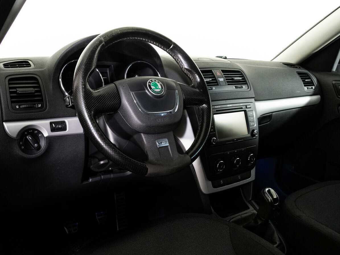 Купить Skoda Yeti, 2012, 250 457 км, фото №8