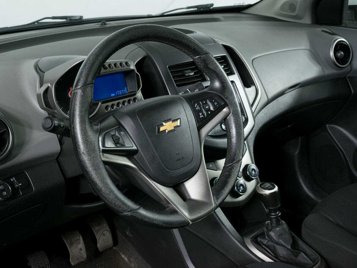 Купить Chevrolet Aveo, 2013, 173 000 км, фото №11