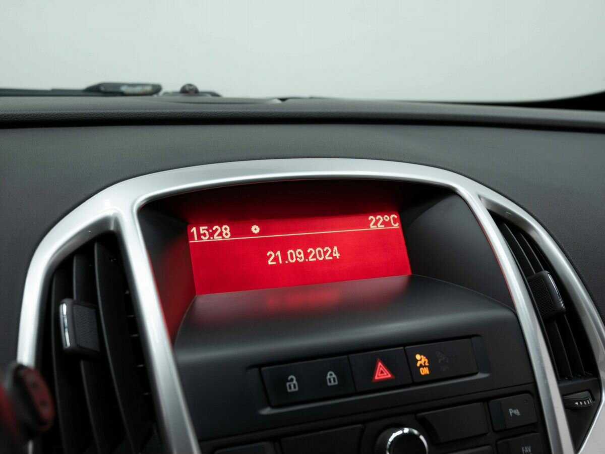 Купить Opel Astra GTC, 2013, 209 300 км, фото №19