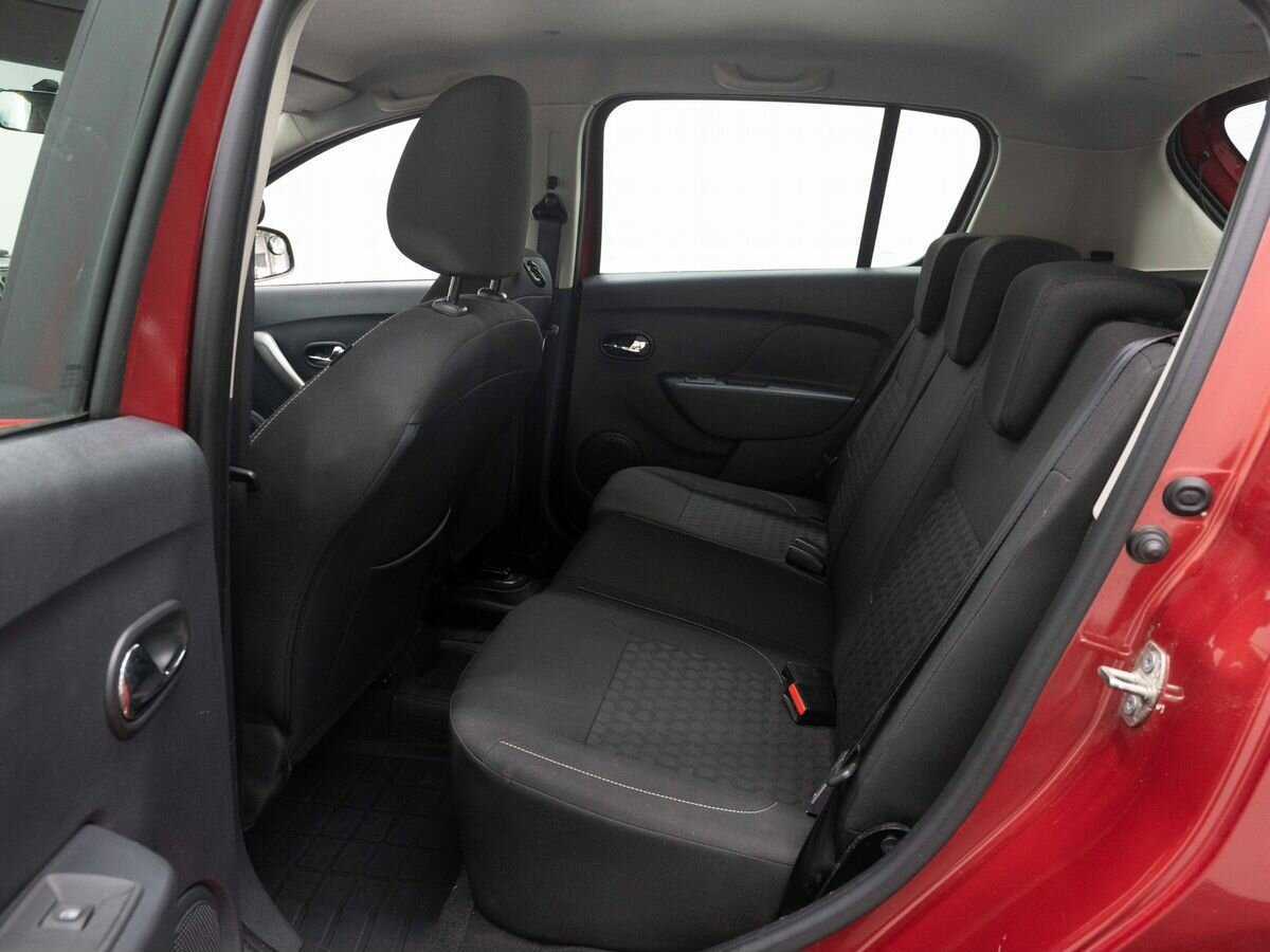 Купить Renault Sandero, 2017, 35 074 км, фото №10