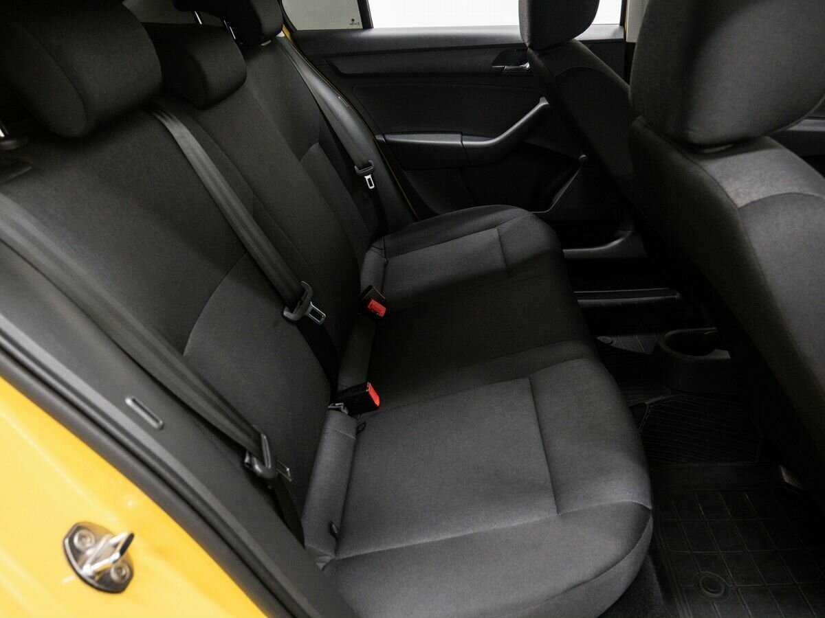 Купить Skoda Rapid, 2017, 122 000 км, фото №12