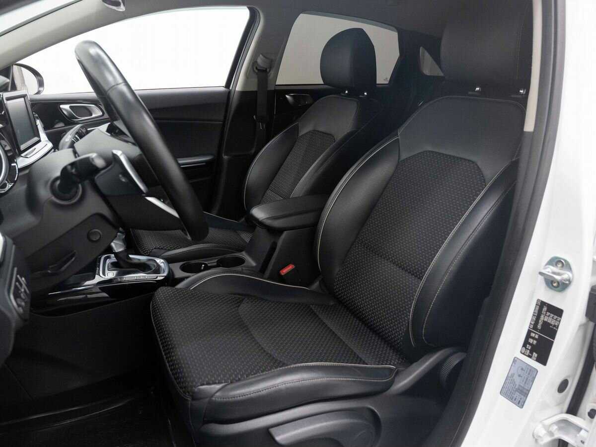 Купить Kia Ceed, 2018, 143 000 км, фото №9