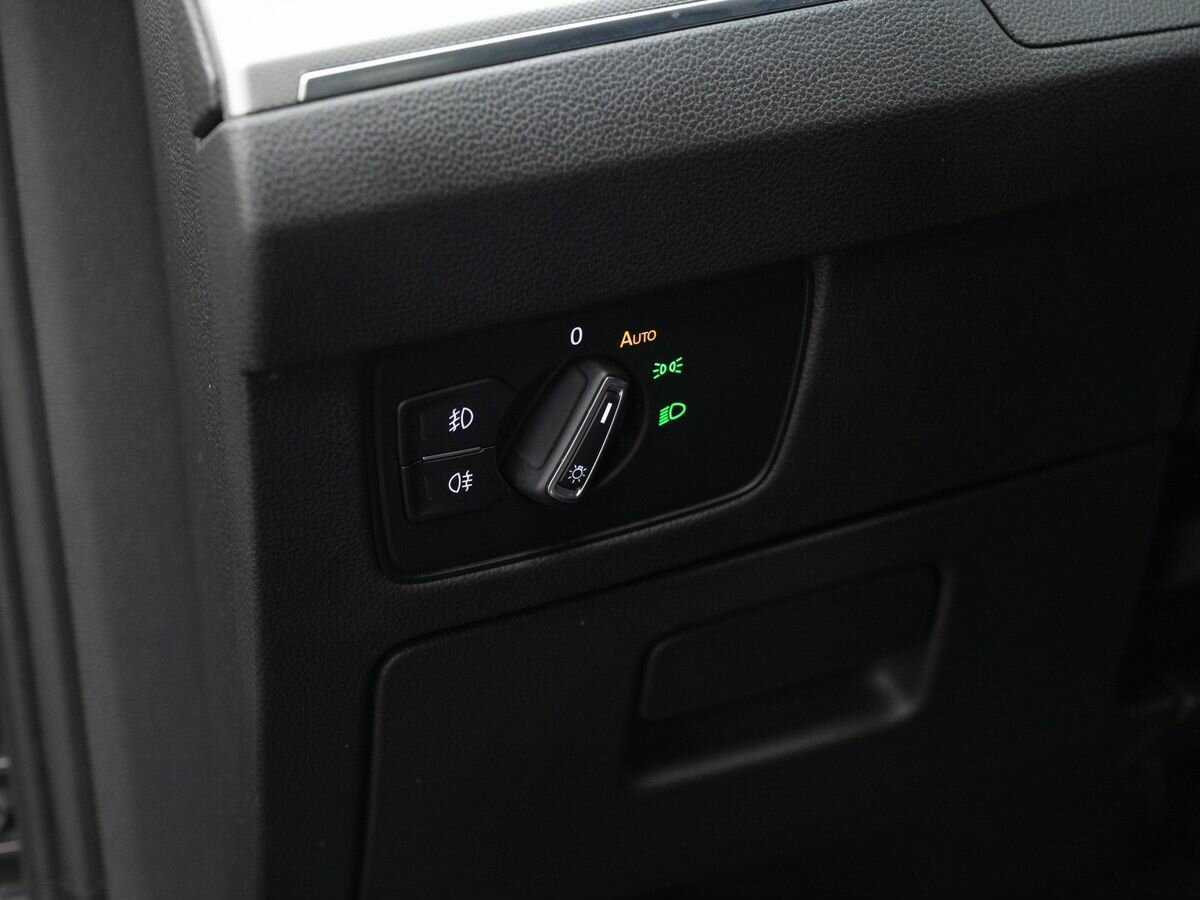 Купить Volkswagen Passat, 2018, 225 564 км, фото №15