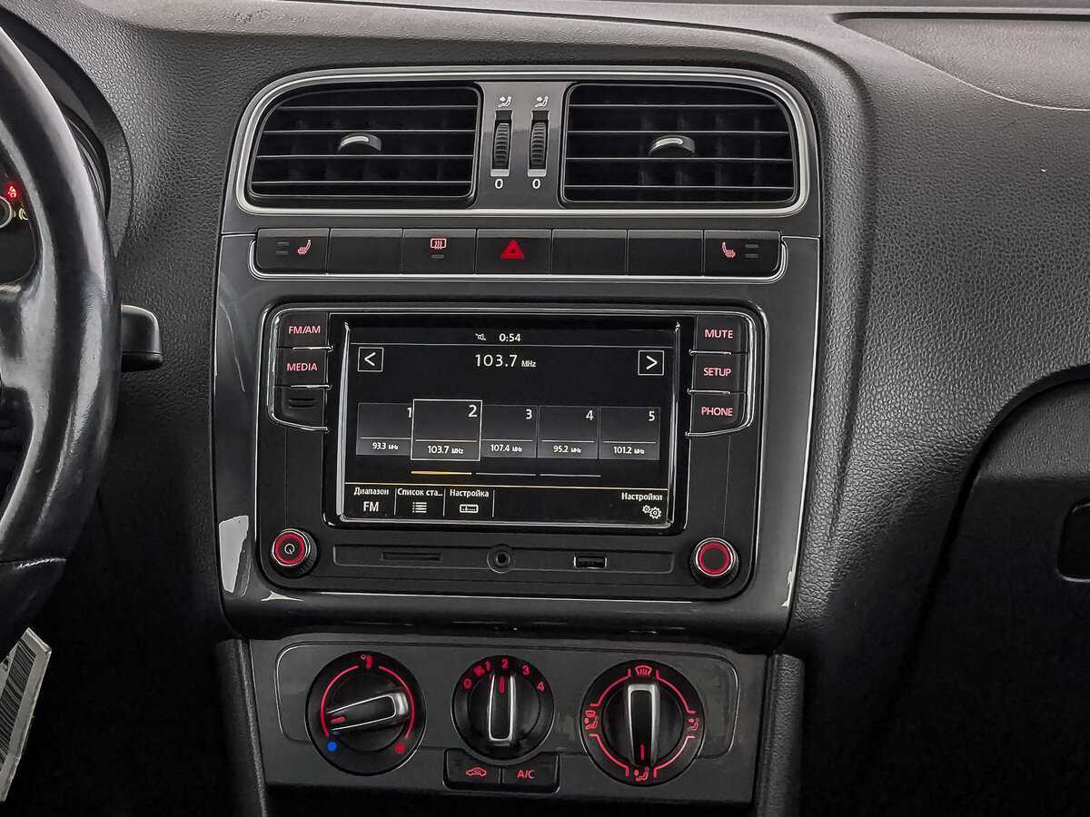 Купить Volkswagen Polo, 2019, 157 393 км, фото №17