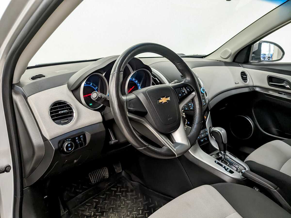 Купить Chevrolet Cruze, 2013, 123 141 км, фото №16