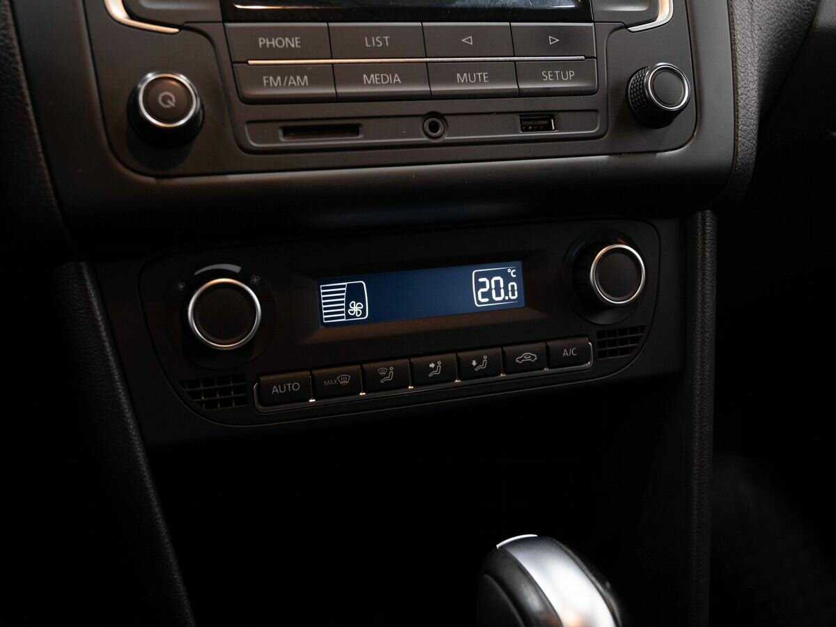 Купить Volkswagen Polo, 2016, 149 000 км, фото №20