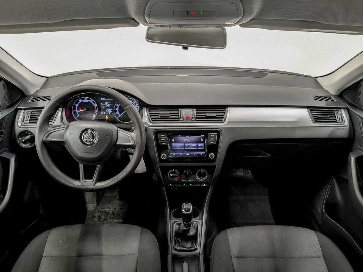 Купить Skoda Rapid, 2017, 240 992 км, фото №14