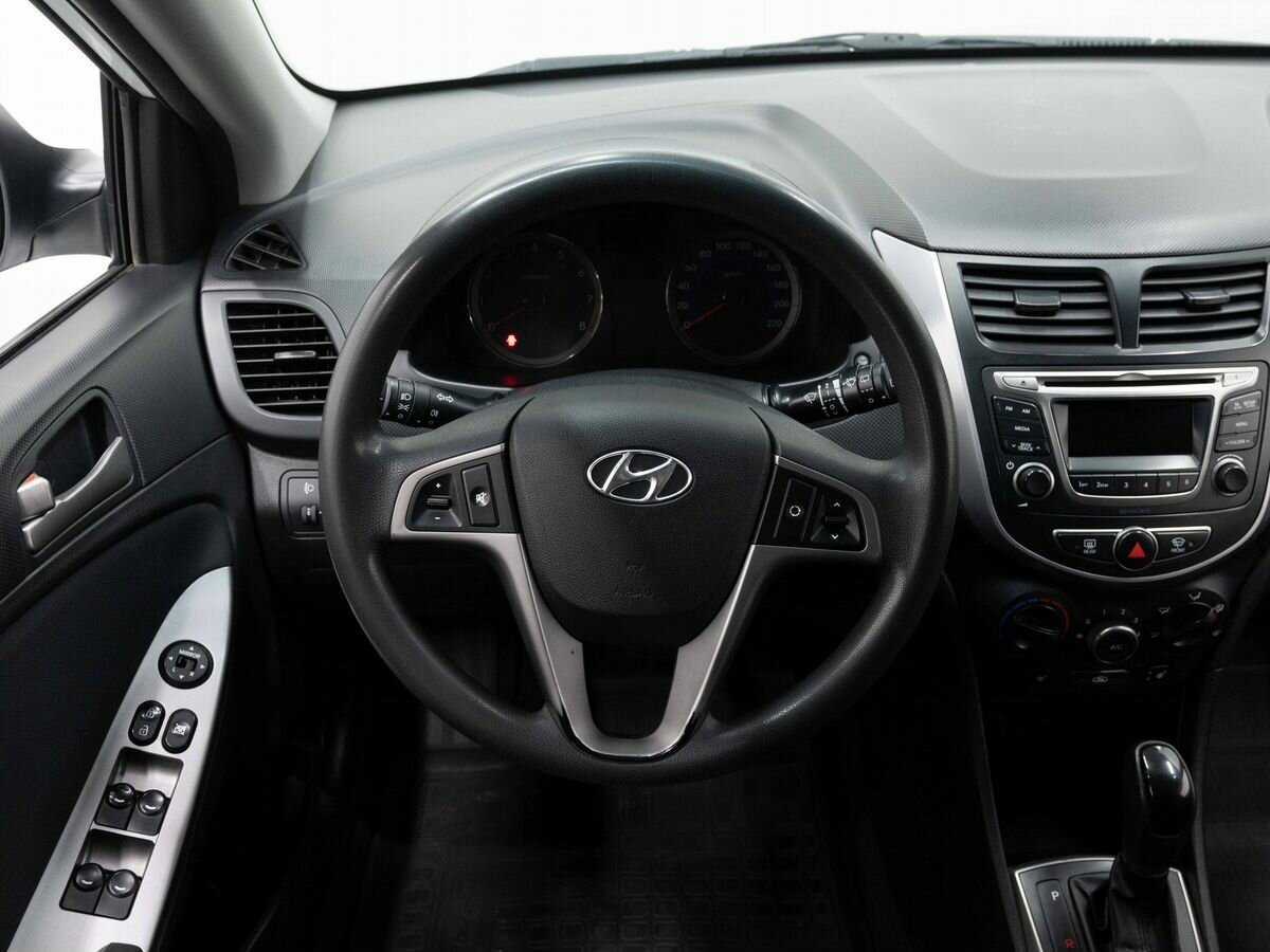 Купить Hyundai Solaris, 2015, 244 000 км, фото №13