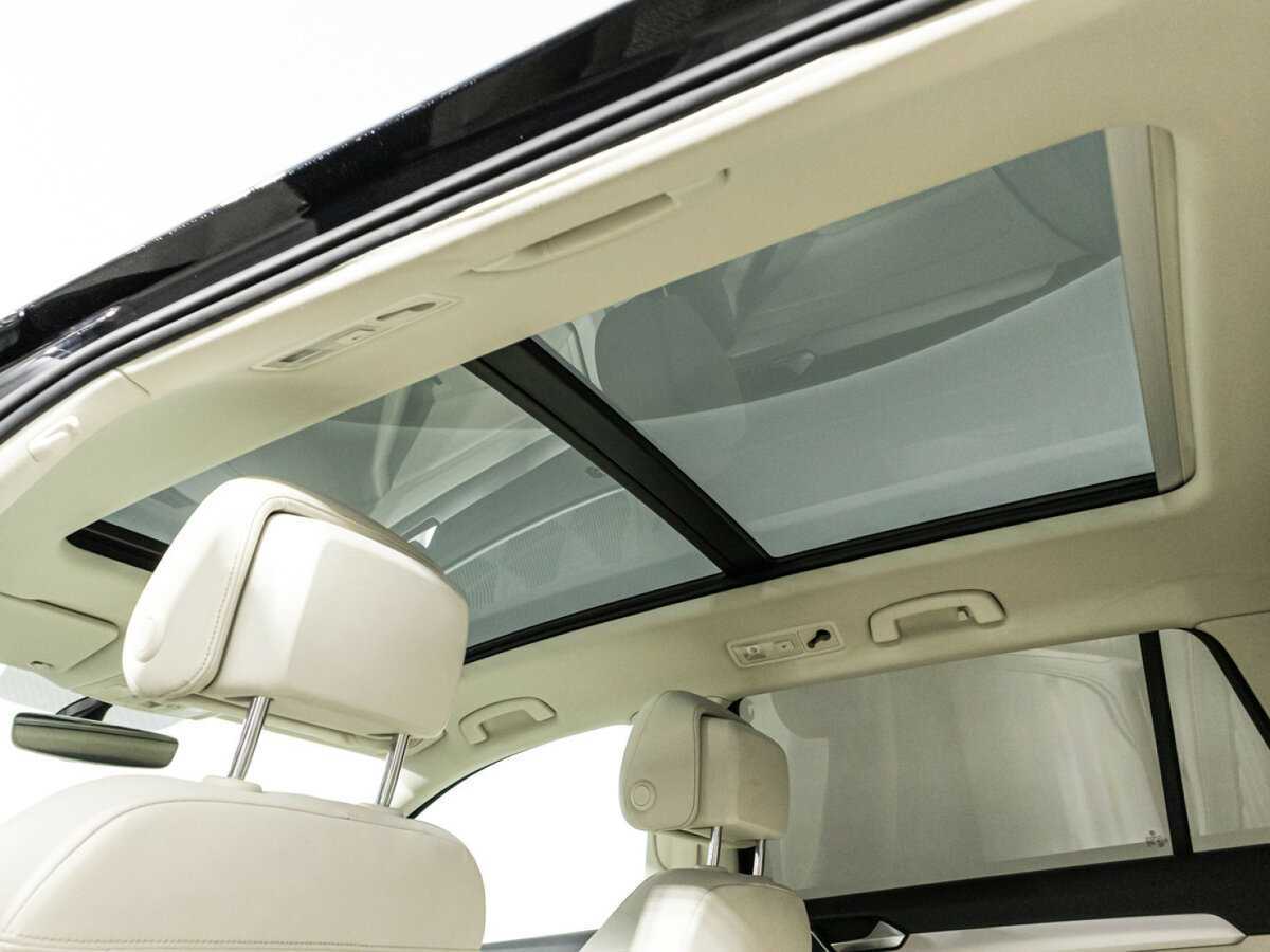 Купить Volkswagen Passat, 2018, 93 196 км, фото №16