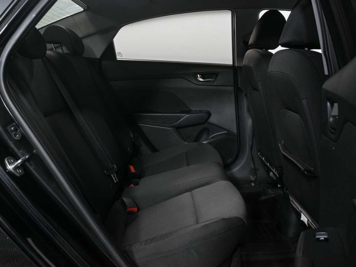 Купить Hyundai Solaris, 2018, 215 808 км, фото №10