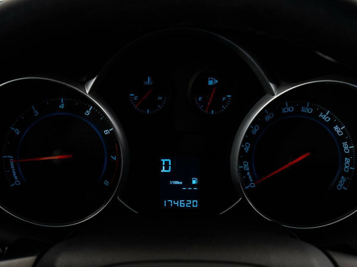 Купить Chevrolet Cruze, 2012, 174 615 км, фото №12