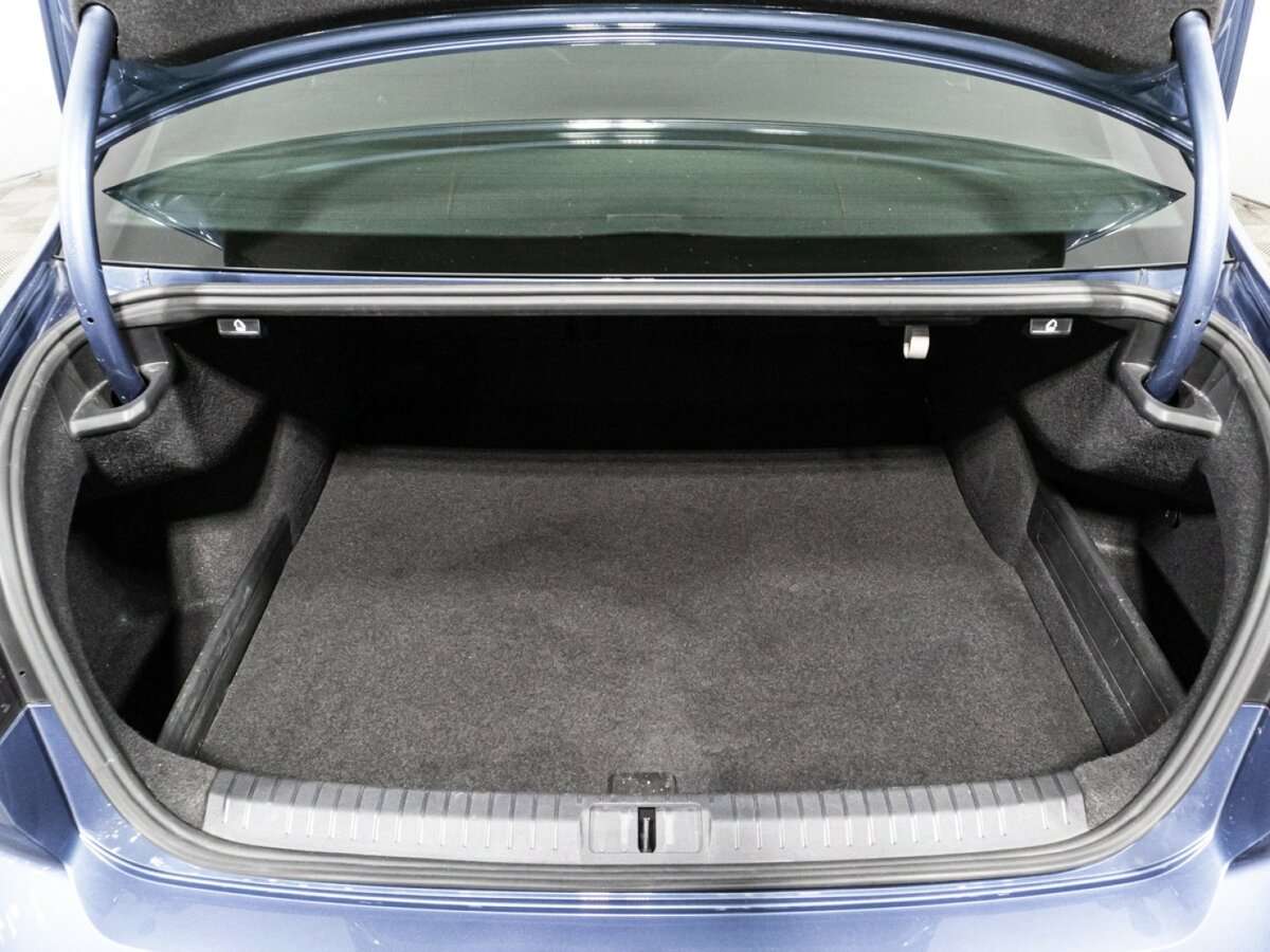 Купить Volkswagen Passat DSG7, 2017, 283 948 км, фото №15