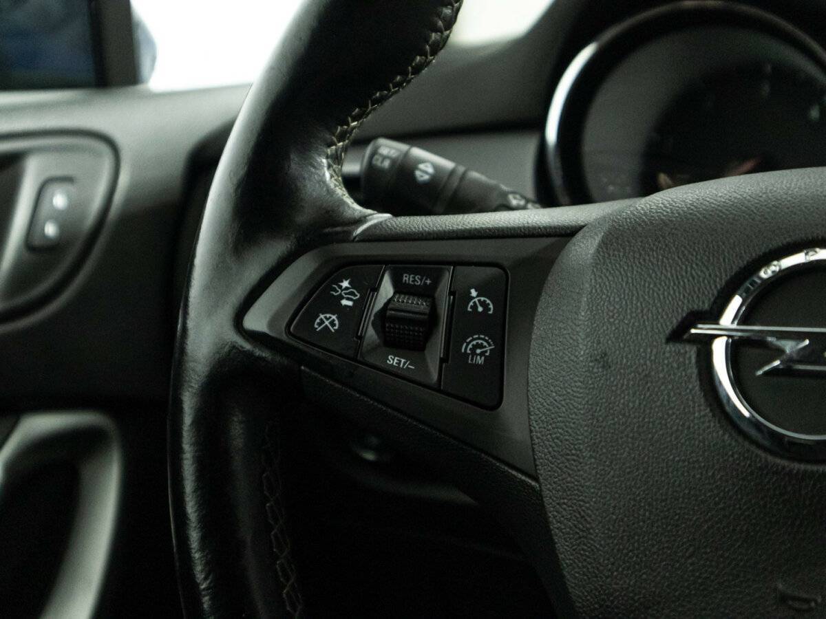 Купить Opel Astra, 2019, 129 160 км, фото №18