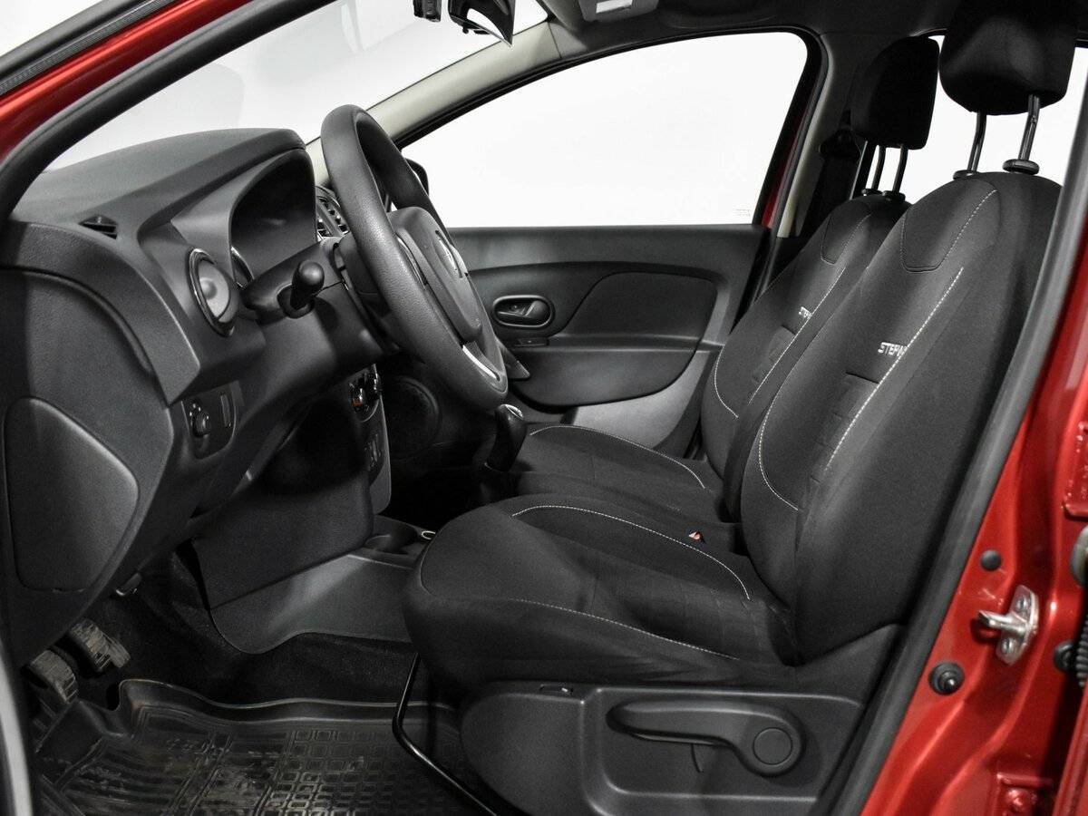 Купить Renault Sandero Stepway, 2014, 93 847 км, фото №10