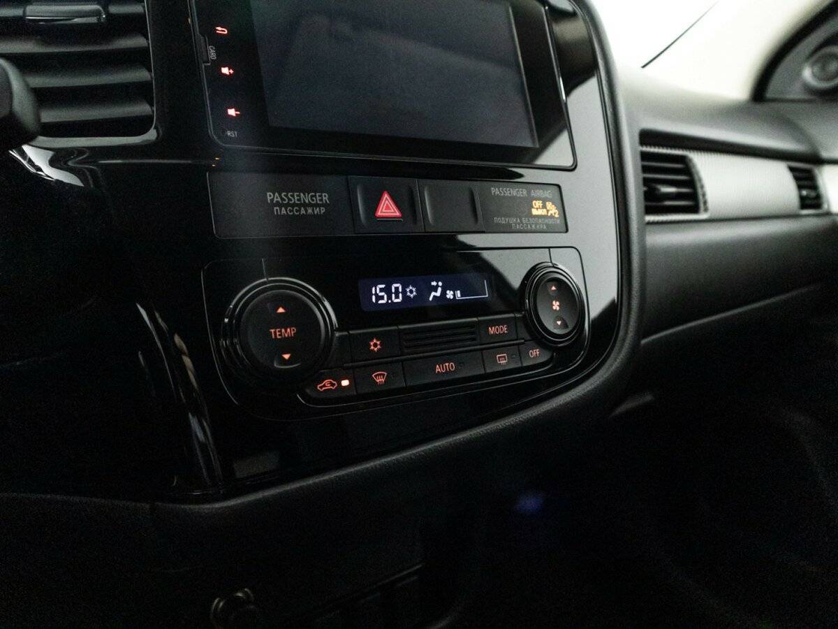 Купить Mitsubishi Outlander, 2017, 104 482 км, фото №16