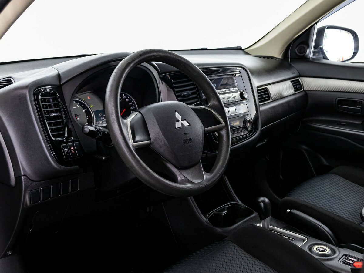 Купить Mitsubishi Outlander III Рестайлинг, 2014, 249 895 км, фото №9