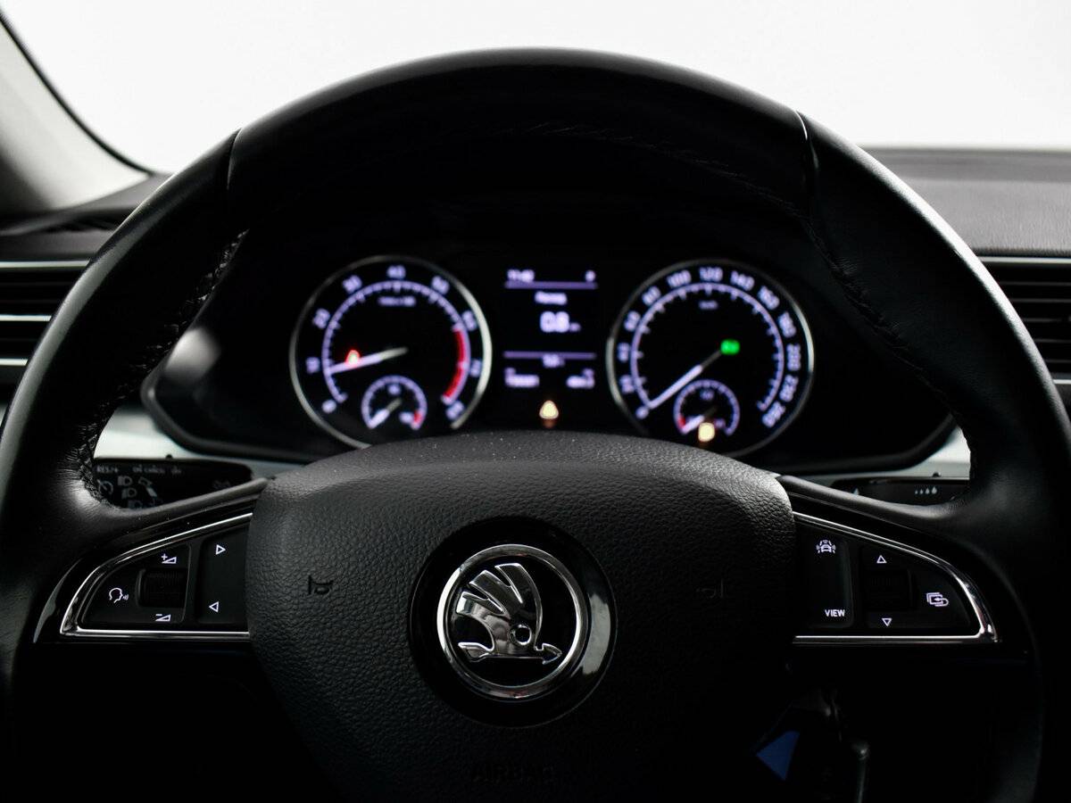 Купить Skoda Superb III, 2018, 156 585 км, фото №13